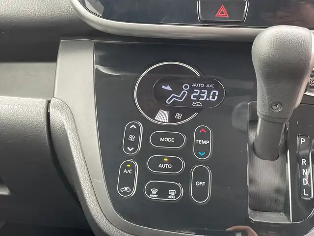 日産 デイズ ルークス X Vセレクション 千葉県 2018(平30)年 4.8万km ホワイトソリッド/アイスブルー 純正メモリナビ/(フルセグTV/AM/FM/CD/DVD/BT)/全周囲カメラ/リアサーキュレーター/衝突被害軽減システム/両側パワースライドドア/横滑り防止装置/アイドリングストップ/電動格納ミラー/純正１５インチAW/プッシュスタート/スマートキー/シートリフター/フロアマット/取扱説明書/保証書