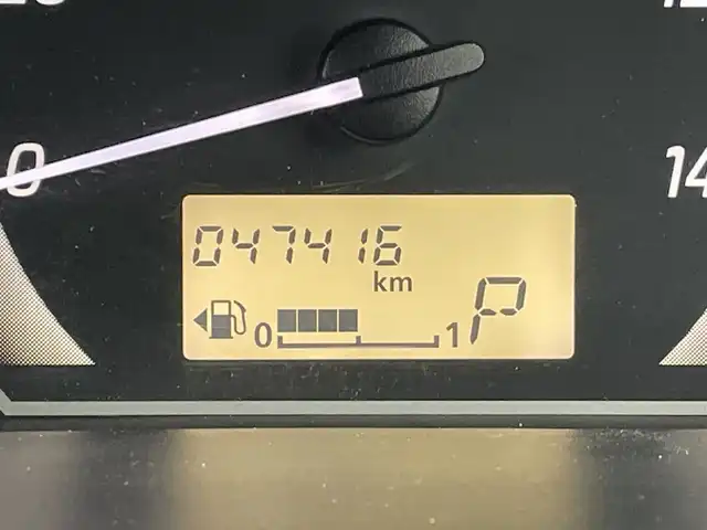 日産 デイズ ルークス X Vセレクション 千葉県 2018(平30)年 4.8万km ホワイトソリッド/アイスブルー 純正メモリナビ/(フルセグTV/AM/FM/CD/DVD/BT)/全周囲カメラ/リアサーキュレーター/衝突被害軽減システム/両側パワースライドドア/横滑り防止装置/アイドリングストップ/電動格納ミラー/純正１５インチAW/プッシュスタート/スマートキー/シートリフター/フロアマット/取扱説明書/保証書