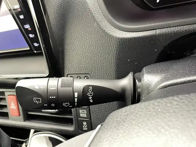 トヨタ ヴォクシー ZS 煌Ⅱ 熊本県 2019(令1)年 5.1万km イナズマスパーキングブラックガラスフレーク 純正ナビNSZT-W68T（　ＣＤ・ＤＶＤ・フルセグ・ＢＴ）/バックカメラ　/ビルトインＥＴＣ　/前後クリアランスソナー　/クルーズコントロール　/プリクラッシュセーフティ　/レーンデェパーチャアラート/横滑り防止/アイドリングストップ/純正フロアマット/純正16インチAW/オートライト/オートマチックハイビーム/LEDヘッドライト/フォグランプ/スマートキー/プッシュスタート