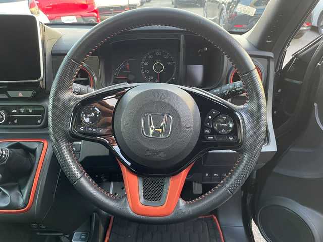 ホンダ Ｎ ＯＮＥ RS 和歌山県 2021(令3)年 3.5万km ブリティッシュグリーンP 6速MT/社外フローティングナビ/バックカメラ/衝突軽減ブレーキ/コーナーセンサー/レーダークルコン/オートライト/ETC/ドラレコ/シートヒーター/オートホールド/LEDヘッドライト/フォグランプ/ドアバイザー