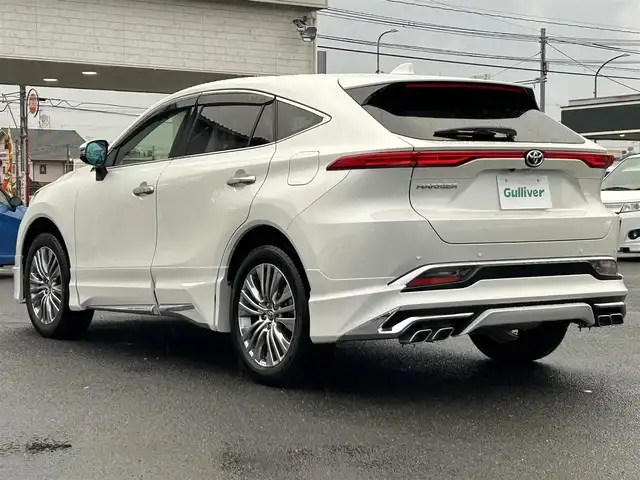 トヨタ ハリアー Z レザーパッケージ 広島県 2020(令2)年 1.8万km ホワイトパールクリスタルシャイン ワンオーナー/モデリスタエアロ（デイライト付き）/純正ナビ（Miracast/Bluetooth）/・フルセグTV（走行中視聴可）/・JBLプレミアムサウンド/全方位モニター/ETC2.0/前後ドライブレコーダー/デジタルインナーミラー/黒レザーシート/・シートヒーター/・エアシート/・パワーシート（メモリー機能付き）/衝突被害軽減ブレーキ/レーダークルーズコントロール/コーナーセンサー/車線逸脱警報/オートマチックハイビーム/ブラインドスポットモニター/ステアリングヒーター/パワーバックドア/ヘッドアップディスプレイ
