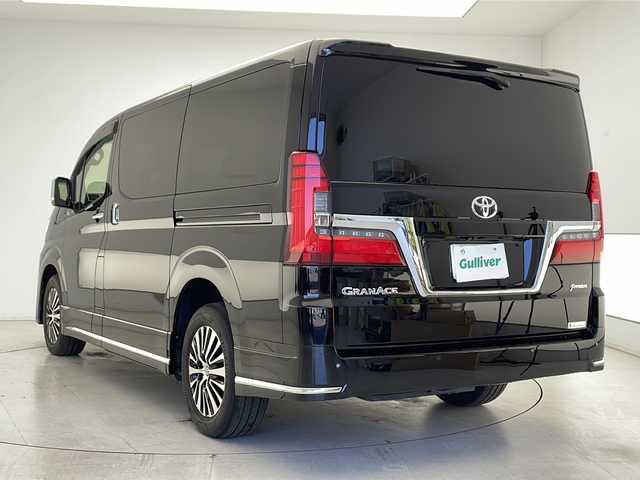 トヨタ グランエース プレミアム 千葉県 2020(令2)年 1.6万km ブラック 禁煙車/純正ナビ/(AM/FM/フルセグ/Bluetooth/Miracast/USB)/純正フリップダウンモニター【V12T-R68C】/社外ドラレコ(前後)【TZ-D205W】/全方位カメラ/トヨタセーフティセンス/レーンディパーチャーアラート/プリクラッシュセーフティ/ブラインドスポットモニター/クリアランスソナー(前後)/リアクロストラフィックアラート/パーキングサポートブレーキ/ロードサインアシスト/先行車発進告知/レーダークルーズコントロール/デジタルインナーミラー/パワーシート(全席)/シートヒーター(全席)/シートメモリー/両側パワースライドドア/純正ビルトインETC2.0/純正フロアマット/LEDヘッドライト/フォグランプ/オートマチックハイビーム/ステアリングスイッチ/レザーシート/サンシェード/ドアバイザー/オートライト/プッシュスタート