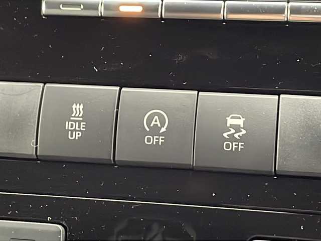 トヨタ グランエース プレミアム 千葉県 2020(令2)年 1.6万km ブラック 禁煙車/純正ナビ/(AM/FM/フルセグ/Bluetooth/Miracast/USB)/純正フリップダウンモニター【V12T-R68C】/社外ドラレコ(前後)【TZ-D205W】/全方位カメラ/トヨタセーフティセンス/レーンディパーチャーアラート/プリクラッシュセーフティ/ブラインドスポットモニター/クリアランスソナー(前後)/リアクロストラフィックアラート/パーキングサポートブレーキ/ロードサインアシスト/先行車発進告知/レーダークルーズコントロール/デジタルインナーミラー/パワーシート(全席)/シートヒーター(全席)/シートメモリー/両側パワースライドドア/純正ビルトインETC2.0/純正フロアマット/LEDヘッドライト/フォグランプ/オートマチックハイビーム/ステアリングスイッチ/レザーシート/サンシェード/ドアバイザー/オートライト/プッシュスタート