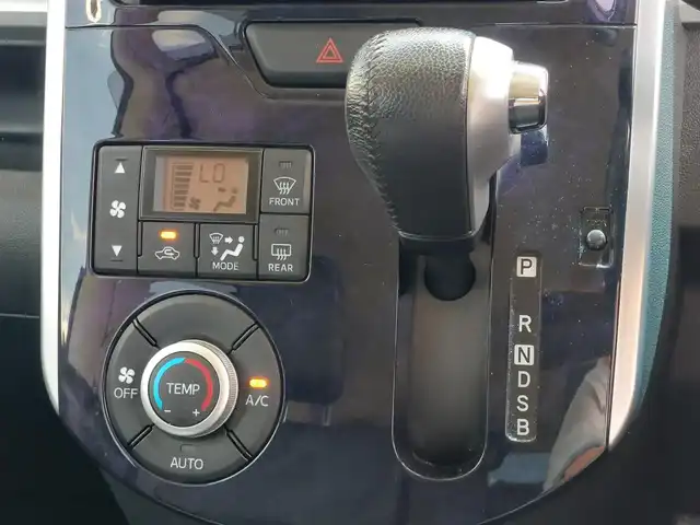 ダイハツ タント カスタム RS トップED SAⅡ 東京都 2016(平28)年 4.7万km パールホワイトⅢ スマートアシストII/衝突軽減ブレーキ/バックソナー/踏み間違い防止装置/アイドリングストップ/カロッツェリアSDナビ/フルセグTV/DVD/両側パワースライドドア/LEDヘッドライト/ETC