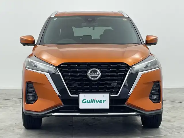 日産 キックス X 群馬県 2021(令3)年 1.3万km プレミアムコロナオレンジ 純正９型ナビ　全周囲カメラ　アダプティブクルーズコントロール　レーンキープアシスト　衝突被害軽減ブレーキ　オートマチックハイビーム　シートヒーター　インテリジェントルームミラー　ＥＴＣ　ＬＥＤ　禁煙車