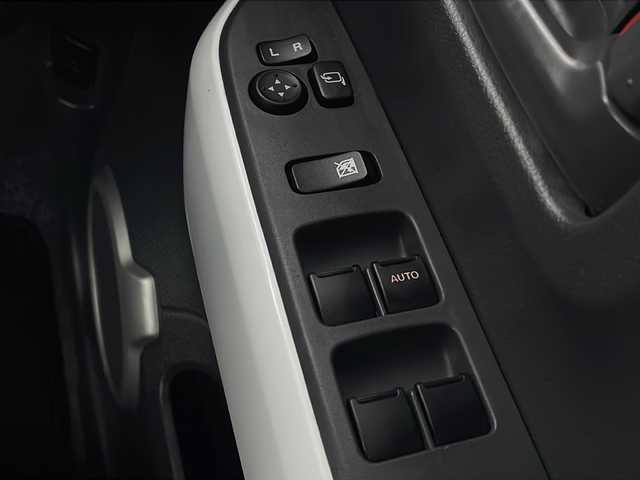 スズキ ハスラー G 栃木県 2018(平30)年 6.6万km フェニックスレッドパール/ブルーイッシュブラックパール 禁煙車/社外ナビ/衝突軽減ブレーキ/シートヒーター/オートエアコン/アイドリングストップ/プッシュスタート/スマートキー/電動格納ミラー/社外フロアマット/純正サイドバイザー/ＥＴＣ/バックカメラ