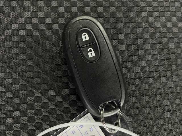 スズキ ハスラー G 栃木県 2018(平30)年 6.6万km フェニックスレッドパール/ブルーイッシュブラックパール 禁煙車/社外ナビ/衝突軽減ブレーキ/シートヒーター/オートエアコン/アイドリングストップ/プッシュスタート/スマートキー/電動格納ミラー/社外フロアマット/純正サイドバイザー/ＥＴＣ/バックカメラ