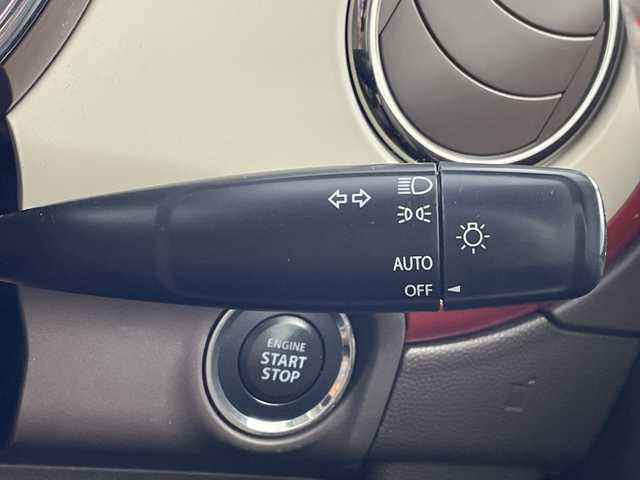 スズキ ラパン ショコラ G 岐阜県 2013(平25)年 5.3万km エアブルーメタリック バックカメラ/ETC/ドライブレコーダー/オートHIDヘッドライト/パワーウィンドウ/パワーステアリング/アイドリングストップ/革巻きステアリング/レザーシート/純正フロアマット/電動格納ミラー/スマートキー/プッシュスタート