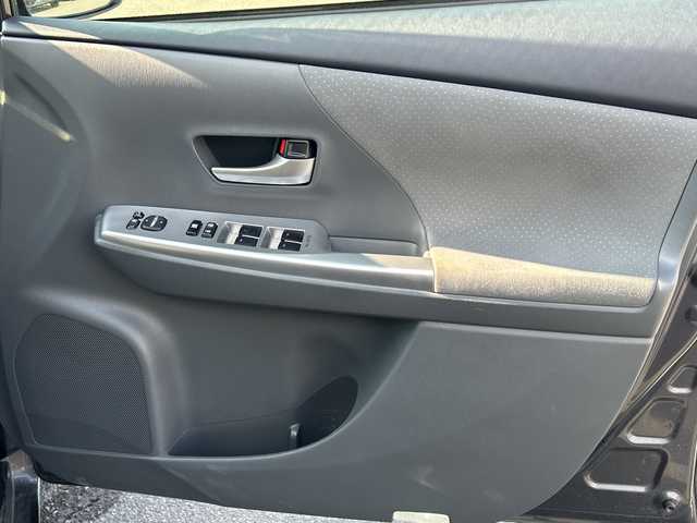 トヨタ プリウス α S ツーリングセレクション 鹿児島県 2013(平25)年 7.8万km グレーメタリック 純正ナビ/ETC/Bluetooth接続/フルセグTV/純正フロアマット/オートライト/LEDヘッドライト/スマートキー/プッシュスタート/スペアキー/純正17インチアルミホイール/横滑り防止装置/カーテンエアバッグ/取扱説明書/保証書/記録簿