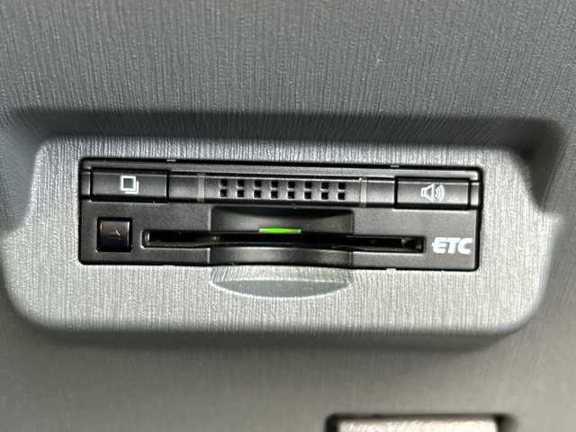 トヨタ プリウス α S ツーリングセレクション 鹿児島県 2013(平25)年 7.8万km グレーメタリック 純正ナビ/ETC/Bluetooth接続/フルセグTV/純正フロアマット/オートライト/LEDヘッドライト/スマートキー/プッシュスタート/スペアキー/純正17インチアルミホイール/横滑り防止装置/カーテンエアバッグ/取扱説明書/保証書/記録簿