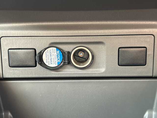 トヨタ プリウス α S ツーリングセレクション 鹿児島県 2013(平25)年 7.8万km グレーメタリック 純正ナビ/ETC/Bluetooth接続/フルセグTV/純正フロアマット/オートライト/LEDヘッドライト/スマートキー/プッシュスタート/スペアキー/純正17インチアルミホイール/横滑り防止装置/カーテンエアバッグ/取扱説明書/保証書/記録簿