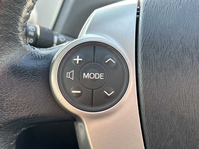 トヨタ プリウス α S ツーリングセレクション 鹿児島県 2013(平25)年 7.8万km グレーメタリック 純正ナビ/ETC/Bluetooth接続/フルセグTV/純正フロアマット/オートライト/LEDヘッドライト/スマートキー/プッシュスタート/スペアキー/純正17インチアルミホイール/横滑り防止装置/カーテンエアバッグ/取扱説明書/保証書/記録簿