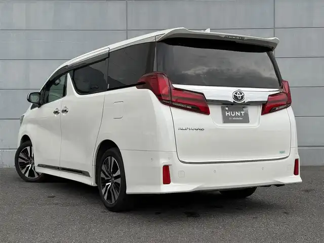 トヨタ アルファード S Cパッケージ 千葉県 2023(令5)年 5万km ホワイトパールクリスタルシャイン 純正ナビ/フルセグＴＶ/アラウンドビューモニター/フリップダウンモニター/ビルトインＥＴＣ/サンルーフ/オットマン/パワーバックドア/両側パワースライドドア/前席シートヒーター/前席エアシート/前席パワーシート/ＪＢＬサウンド/デジタルインナーミラー/オートライト/オートハイビーム/ステアリングヒーター/コーナーセンサー/衝突被害軽減ブレーキ/レーンキープアシスト/USBソケット