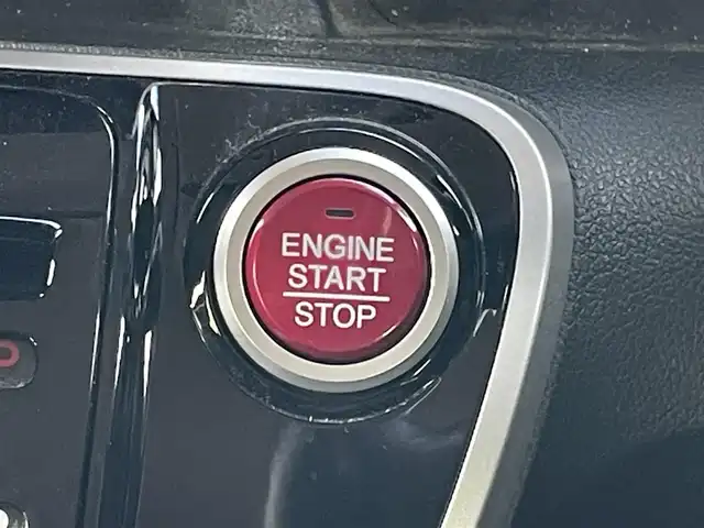 ホンダ Ｎ ＢＯＸ カスタム G SSパッケージ 道央・札幌 2017(平29)年 10.4万km プレミアムベルベットパープル・パール ４WD/純正ディーラーOPナビ/CD/DVD/BT/フルセグ/横滑り防止装置/バックカメラ/ビルトインETC/ドライブレコーダー/ECONモード/片側パワースライドドア/前席シートヒーター/ステアリングリモコン/プッシュスタート/スマートキー/HIDヘッドライト/オートライト/フォグランプ/電動格納ミラー/ヒーテッドドアミラー/ウィンカーミラー/純正フロアマット/ドアバイザー/純正エンジンスターター