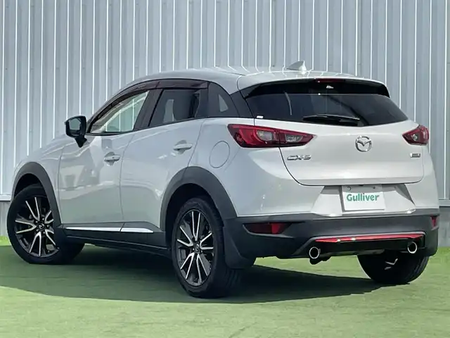 マツダ ＣＸ－３ XD ツーリング 香川県 2015(平27)年 6.2万km セラミックM i-ACTIVSENSE/・SCBS（スマート・シティ・ブレーキ・サポート）/・EBD(アンチロック・ブレーキ・システム)/・DSC（横滑り防止装置）/・HBC（ハイ・ビーム・コントロール・システム）/・BSM（ブラインド・スポット・モニタリング）/・MRCC（マツダ・レーダー・クルーズ・コントロール）/純正7インチマツダコネクトナビ/→フルセグ/CD/DVD/Bluetooth/AM/FM/AUX/USB/バックカメラ/ハーフレザーシート/LEDオートライト/革巻きステアリング/ステアリングリモコン/パドルシフト/MTモード付AT/純正18インチアルミ/純正フロアマット/ETC/アイドリングストップ/プッシュスタート/スマートキー