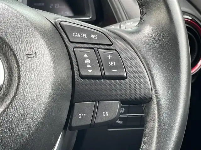 マツダ ＣＸ－３ XD ツーリング 香川県 2015(平27)年 6.2万km セラミックM i-ACTIVSENSE/・SCBS（スマート・シティ・ブレーキ・サポート）/・EBD(アンチロック・ブレーキ・システム)/・DSC（横滑り防止装置）/・HBC（ハイ・ビーム・コントロール・システム）/・BSM（ブラインド・スポット・モニタリング）/・MRCC（マツダ・レーダー・クルーズ・コントロール）/純正7インチマツダコネクトナビ/→フルセグ/CD/DVD/Bluetooth/AM/FM/AUX/USB/バックカメラ/ハーフレザーシート/LEDオートライト/革巻きステアリング/ステアリングリモコン/パドルシフト/MTモード付AT/純正18インチアルミ/純正フロアマット/ETC/アイドリングストップ/プッシュスタート/スマートキー