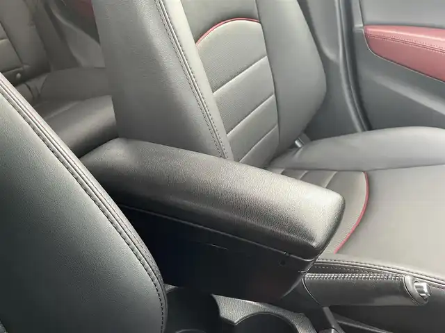 マツダ ＣＸ－３ XD ツーリング 香川県 2015(平27)年 6.2万km セラミックM i-ACTIVSENSE/・SCBS（スマート・シティ・ブレーキ・サポート）/・EBD(アンチロック・ブレーキ・システム)/・DSC（横滑り防止装置）/・HBC（ハイ・ビーム・コントロール・システム）/・BSM（ブラインド・スポット・モニタリング）/・MRCC（マツダ・レーダー・クルーズ・コントロール）/純正7インチマツダコネクトナビ/→フルセグ/CD/DVD/Bluetooth/AM/FM/AUX/USB/バックカメラ/ハーフレザーシート/LEDオートライト/革巻きステアリング/ステアリングリモコン/パドルシフト/MTモード付AT/純正18インチアルミ/純正フロアマット/ETC/アイドリングストップ/プッシュスタート/スマートキー