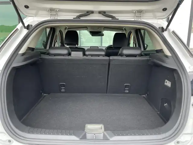 マツダ ＣＸ－３ XD ツーリング 香川県 2015(平27)年 6.2万km セラミックM i-ACTIVSENSE/・SCBS（スマート・シティ・ブレーキ・サポート）/・EBD(アンチロック・ブレーキ・システム)/・DSC（横滑り防止装置）/・HBC（ハイ・ビーム・コントロール・システム）/・BSM（ブラインド・スポット・モニタリング）/・MRCC（マツダ・レーダー・クルーズ・コントロール）/純正7インチマツダコネクトナビ/→フルセグ/CD/DVD/Bluetooth/AM/FM/AUX/USB/バックカメラ/ハーフレザーシート/LEDオートライト/革巻きステアリング/ステアリングリモコン/パドルシフト/MTモード付AT/純正18インチアルミ/純正フロアマット/ETC/アイドリングストップ/プッシュスタート/スマートキー