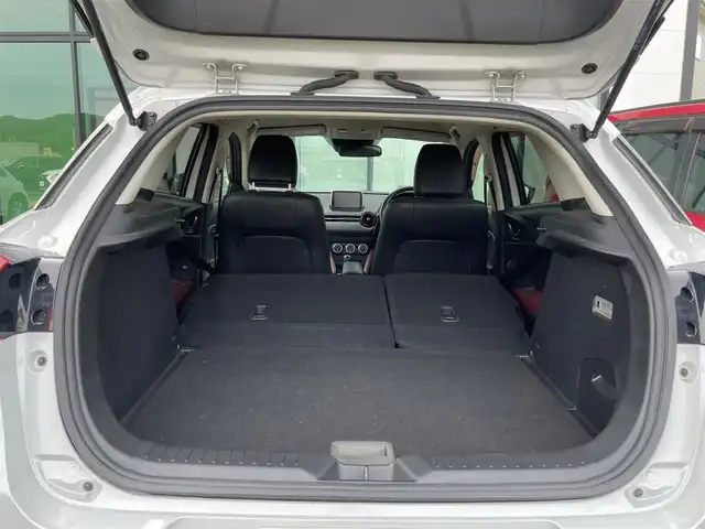 マツダ ＣＸ－３ XD ツーリング 香川県 2015(平27)年 6.2万km セラミックM i-ACTIVSENSE/・SCBS（スマート・シティ・ブレーキ・サポート）/・EBD(アンチロック・ブレーキ・システム)/・DSC（横滑り防止装置）/・HBC（ハイ・ビーム・コントロール・システム）/・BSM（ブラインド・スポット・モニタリング）/・MRCC（マツダ・レーダー・クルーズ・コントロール）/純正7インチマツダコネクトナビ/→フルセグ/CD/DVD/Bluetooth/AM/FM/AUX/USB/バックカメラ/ハーフレザーシート/LEDオートライト/革巻きステアリング/ステアリングリモコン/パドルシフト/MTモード付AT/純正18インチアルミ/純正フロアマット/ETC/アイドリングストップ/プッシュスタート/スマートキー