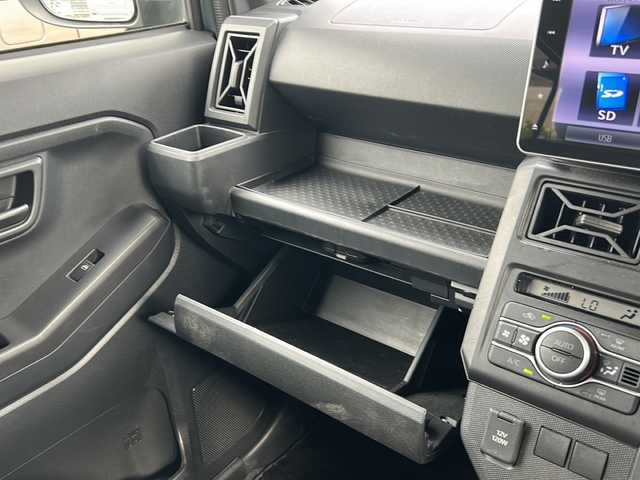 ダイハツ タフト X 沖縄県 2020(令2)年 3.8万km レイクブルーメタリック 純正ナビ/（ＡＭ／ＦＭ／ＣＤ／ＤＶＤ／ＢＴ）　/バックモニター　/フルセグＴＶ　/ガラスルーフ　/ドラレコ　/コーナーセンサー　/衝突軽減　/純正フロアマット　/パーキングアシスト　/アイドリングストップ/スマートキー