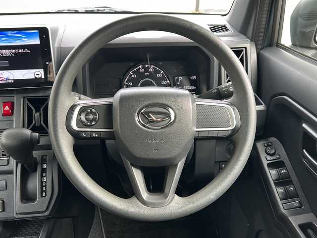 ダイハツ タフト X 沖縄県 2020(令2)年 3.8万km レイクブルーメタリック 純正ナビ/（ＡＭ／ＦＭ／ＣＤ／ＤＶＤ／ＢＴ）　/バックモニター　/フルセグＴＶ　/ガラスルーフ　/ドラレコ　/コーナーセンサー　/衝突軽減　/純正フロアマット　/パーキングアシスト　/アイドリングストップ/スマートキー