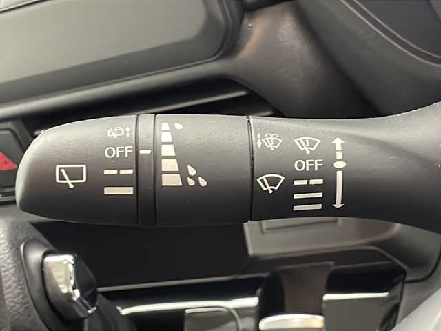 日産 ルークス HWS Gターボ プロパイロットED 千葉県 2020(令2)年 0.5万km チタニウムグレーメタリック 純正ディスプレイオーディオ/(AM/FM/Bluetooth/USB/iPod)/全方位カメラ/エマージェンシーブレーキ/車線逸脱警報/車線逸脱防止支援/プロパイロット/先行車発進告知/速度標識表示/道路標識表示/クリアランスソナー(前後)/インテリジェントクルーズコントロール/ドライブレコーダー/両側パワースライドドア/社外ETC/ルーフキャリア/LEDヘッドライト/フォグランプ/ステアリングスイッチ/電動パーキングブレーキ/純正フロアマット/純正15インチアルミホイール/ドアバイザー/オートライト/ベンチシート/エアバッグ(W＋サイド+カーテン)/横滑り防止装置/プッシュスタート