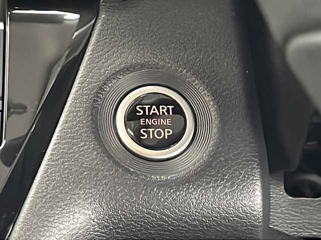 日産 ルークス HWS Gターボ プロパイロットED 千葉県 2020(令2)年 0.5万km チタニウムグレーメタリック 純正ディスプレイオーディオ/(AM/FM/Bluetooth/USB/iPod)/全方位カメラ/エマージェンシーブレーキ/車線逸脱警報/車線逸脱防止支援/プロパイロット/先行車発進告知/速度標識表示/道路標識表示/クリアランスソナー(前後)/インテリジェントクルーズコントロール/ドライブレコーダー/両側パワースライドドア/社外ETC/ルーフキャリア/LEDヘッドライト/フォグランプ/ステアリングスイッチ/電動パーキングブレーキ/純正フロアマット/純正15インチアルミホイール/ドアバイザー/オートライト/ベンチシート/エアバッグ(W＋サイド+カーテン)/横滑り防止装置/プッシュスタート