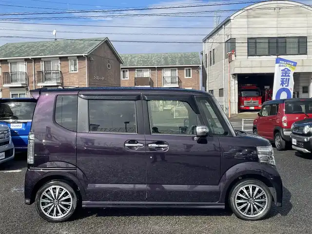 ホンダ Ｎ ＢＯＸ G ターボ Lパッケージ 徳島県 2015(平27)年 6.5万km プレミアムベルベットパープル・パール (株)IDOMが運営する【じしゃロン徳島店】の自社ローン専用車両になりますこちらは現金またはオートローンご利用時の価格です。/自社ローンご希望の方は別途その旨お申付け下さい”		/評価点4.5															/社外8型ナビゲーション/バックカメラ/後席フリップダウンモニター/ハーフレザーシート/HIDヘッドライト/フォグランプ/プッシュスタート/スマートキー	/スペアキー