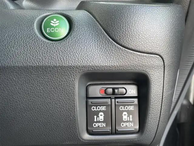 ホンダ Ｎ ＢＯＸ G ターボ Lパッケージ 徳島県 2015(平27)年 6.5万km プレミアムベルベットパープル・パール (株)IDOMが運営する【じしゃロン徳島店】の自社ローン専用車両になりますこちらは現金またはオートローンご利用時の価格です。/自社ローンご希望の方は別途その旨お申付け下さい”		/評価点4.5															/社外8型ナビゲーション/バックカメラ/後席フリップダウンモニター/ハーフレザーシート/HIDヘッドライト/フォグランプ/プッシュスタート/スマートキー	/スペアキー