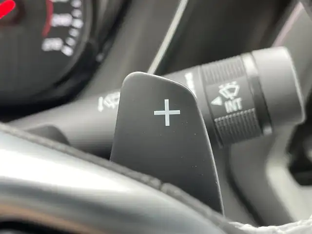 シボレー カマロ LT RS 静岡県 2019(平31)年 1.7万km 白 ワンオーナー/レザーシート/HUD/BSM/BOSEサウンド/アンビエントライト/純正ディスプレイオーディオ/(Bluetooth/CarPlay)/衝突被害軽減システム/バックカメラ/パーキングアシスト/メモリー付きパワーシート/シートヒーター/シートエアコン/スマートキー/ETC/ドライブレコーダー/純正フロアマット/純正20インチアルミホイール/保証書/取扱説明書/スペアキー/ボディーカラー(サミットホワイト)