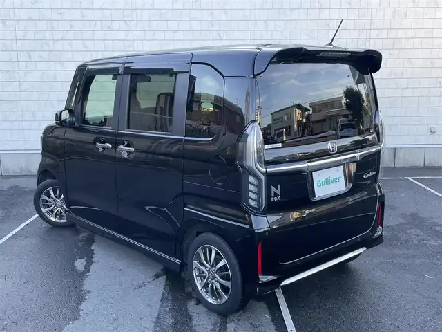 ホンダ Ｎ ＢＯＸ カスタム L 静岡県 2021(令3)年 1.1万km クリスタルブラックパール 純正ギャザズナビ/（AM/FM/CD/DVD/BT)/バックカメラ/フルセグTV/レーダークルーズコントロール/片側パワースライドドア/前席シートヒーター/前後型ドライブレコーダー/スマートキー/プッシュスタート/LEDヘッドライト/純正14インチアルミホイール/ホンダセンシング/衝突被害軽減ブレーキ/レーンキープアシスト/横滑り防止装置/純正フロアマット
