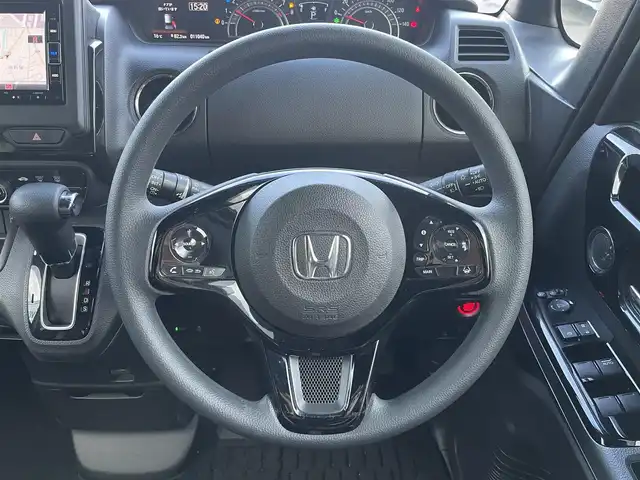 ホンダ Ｎ ＢＯＸ カスタム L 静岡県 2021(令3)年 1.1万km クリスタルブラックパール 純正ギャザズナビ/（AM/FM/CD/DVD/BT)/バックカメラ/フルセグTV/レーダークルーズコントロール/片側パワースライドドア/前席シートヒーター/前後型ドライブレコーダー/スマートキー/プッシュスタート/LEDヘッドライト/純正14インチアルミホイール/ホンダセンシング/衝突被害軽減ブレーキ/レーンキープアシスト/横滑り防止装置/純正フロアマット
