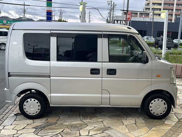 スズキ エブリイ PA 静岡県 2014(平26)年 12万km シルキーシルバーメタリック 【主要装備】/社外ＳＤナビ　/Ｂｌｕｅｔｏｏｔｈ接続　/ＥＴＣ車載器　/ワンセグ　/マニュアルエアコン　/ＣＤ　/ＤＶＤ