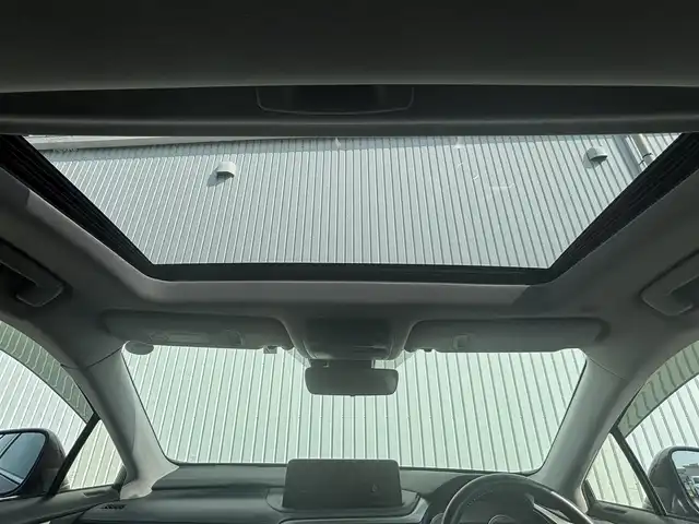 レクサス ＲＸ 300 滋賀県 2020(令2)年 3万km グラファイトブラックガラスフレーク 純正12.3型ナビ/・Bluetooth /フルセグ/・CD/DVD/バックカメラ/ムーンルーフ/革巻きステアリング/ステアリングリモコン/パドルシフト/ETC2.0/レーダークルコン/ハーフレザーシート/前席パワーシート/パワーバックドア/オートハイビーム/LEDフォグライト/AC100V/レクサスセーフティ/・レーントレーシングアシスト/・プリクラッシュセーフティ/・ロードサインアシスト/・先行車発進告知/スマートキー