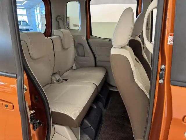 日産 デイズ ルークス X 群馬県 2017(平29)年 11.1万km プレミアムサンシャインオレンジ 安全装備/・衝突軽減ブレーキ/・アラウンドビューモニター/・横滑り防止/純正7インチナビ/・AM/FM/フルセグTV/・Bluetooth/MSV/SD/・CD/DVD/AUX/両側電動スライドドア/ETC/純正フロアマット/純正ドアバイザー/プッシュスタート/スマートキー