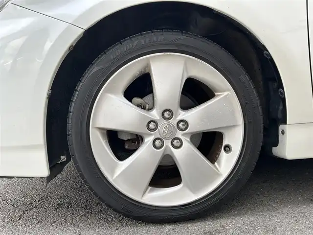 トヨタ プリウス S ツーリングセレクション 埼玉県 2009(平21)年 3.8万km パール ・ハイブリッド車/・車検R8年12月まで/・登録時走行37873km/・純正ナビゲーション/・フルセグTV/・バックカメラ/・純正17インチアルミホイール/・純正LEDヘッドライト/・ウインカードアミラー/・サイドエアバッグ/・カーテンエアバッグ/・スマートキー/・プッシュスタート/・ETC