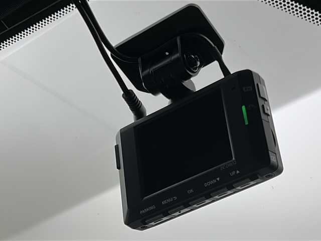 レクサス ＮＸ 300h Fスポーツ 宮城県 2020(令2)年 3.5万km ヒートブルーコントラストレイヤリング 禁煙車/ワンオーナー/パノラマガラスルーフ/レクサスセーフティシステム/・プリクラッシュセーフティ/・レーントレーシングアシスト/・レーダークルーズコントロール/・オートハイビームアシスト/純正ナビ/・CD.DVD.SD.BT.USB/フルセグTV/バックカメラ/ホワイトレザーシート/・前席パワーシート（D席メモリー付）/・前席シートヒーター/・前席エアシート/パワーバックドア/電動パーキングブレーキ/オートホールド機能/AC100V充電/ステアリングヒーター/パドルシフト/ステアリングスイッチ/ビルトインETC2.0/社外ドライブレコーダー（FR）/LEDヘッドライト/LEDフォグランプ/純正18インチアルミホイール