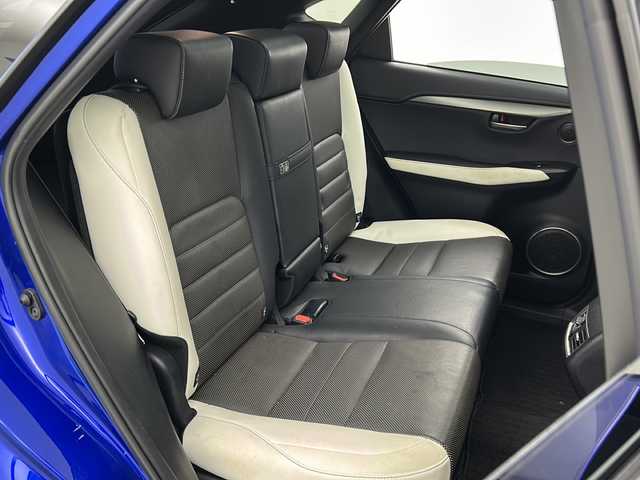 レクサス ＮＸ 300h Fスポーツ 宮城県 2020(令2)年 3.5万km ヒートブルーコントラストレイヤリング 禁煙車/ワンオーナー/パノラマガラスルーフ/レクサスセーフティシステム/・プリクラッシュセーフティ/・レーントレーシングアシスト/・レーダークルーズコントロール/・オートハイビームアシスト/純正ナビ/・CD.DVD.SD.BT.USB/フルセグTV/バックカメラ/ホワイトレザーシート/・前席パワーシート（D席メモリー付）/・前席シートヒーター/・前席エアシート/パワーバックドア/電動パーキングブレーキ/オートホールド機能/AC100V充電/ステアリングヒーター/パドルシフト/ステアリングスイッチ/ビルトインETC2.0/社外ドライブレコーダー（FR）/LEDヘッドライト/LEDフォグランプ/純正18インチアルミホイール