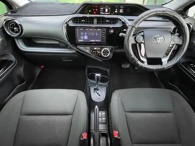 トヨタ アクア S スタイルブラック 香川県 2019(平31)年 9万km ブラックマイカ Toyota Safety Sense/・プリクラッシュセーフティ/・レーンディパーチャーアラート/・オートマチックハイビーム/・先行車発進告知機能/・インテリジェントクリアランスソナー/・パーキングサポートブレーキ/純正7インチSDナビ/→フルセグ/CD/DVD/Bluetooth/AM/FM/バックカメラ/LEDヘッドライト/社外15インチアルミ/純正フロアマット/ETC/ステアリングリモコン/プッシュスタート/スマートキー/電動格納ミラー/横滑り防止装置