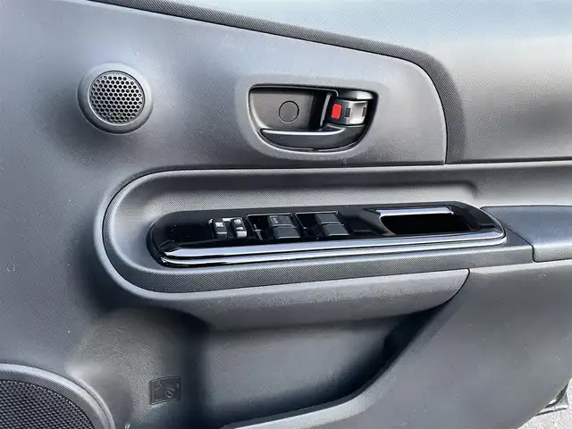 トヨタ アクア S スタイルブラック 香川県 2019(平31)年 9万km ブラックマイカ Toyota Safety Sense/・プリクラッシュセーフティ/・レーンディパーチャーアラート/・オートマチックハイビーム/・先行車発進告知機能/・インテリジェントクリアランスソナー/・パーキングサポートブレーキ/純正7インチSDナビ/→フルセグ/CD/DVD/Bluetooth/AM/FM/バックカメラ/LEDヘッドライト/社外15インチアルミ/純正フロアマット/ETC/ステアリングリモコン/プッシュスタート/スマートキー/電動格納ミラー/横滑り防止装置