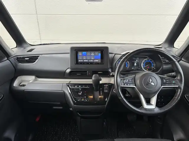 三菱 デリカミニ G プレミアム 茨城県 2023(令5)年 5.4万km アメジストブラック/シルキーホワイト ワンオーナー/pioneerナビ/　(AM/FM/CD/DVD/AUX/フルセグ)/RAYSアルミホイール/全方位カメラ/ドライブレコーダー/追従型クルーズコントロール/両側パワースライドドア/ETC/LEDヘッドライト/シートヒーター/ハンドルヒーター/デジタルインナーミラー/ルーフレール/ダウンヒルアシスト/パワーステアリング/オートライト/Wエアバック