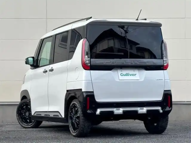 三菱 デリカミニ G プレミアム 茨城県 2023(令5)年 5.4万km アメジストブラック/シルキーホワイト ワンオーナー/pioneerナビ/　(AM/FM/CD/DVD/AUX/フルセグ)/RAYSアルミホイール/全方位カメラ/ドライブレコーダー/追従型クルーズコントロール/両側パワースライドドア/ETC/LEDヘッドライト/シートヒーター/ハンドルヒーター/デジタルインナーミラー/ルーフレール/ダウンヒルアシスト/パワーステアリング/オートライト/Wエアバック