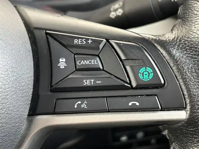 三菱 デリカミニ G プレミアム 茨城県 2023(令5)年 5.4万km アメジストブラック/シルキーホワイト ワンオーナー/pioneerナビ/　(AM/FM/CD/DVD/AUX/フルセグ)/RAYSアルミホイール/全方位カメラ/ドライブレコーダー/追従型クルーズコントロール/両側パワースライドドア/ETC/LEDヘッドライト/シートヒーター/ハンドルヒーター/デジタルインナーミラー/ルーフレール/ダウンヒルアシスト/パワーステアリング/オートライト/Wエアバック