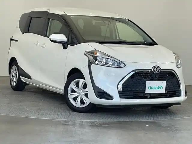 トヨタ シエンタ ファンベースG セーフティED 栃木県 2020(令2)年 1.5万km ホワイトパールクリスタルシャイン 純正ナビ/（Bluetooth/CD/ワンセグTV）/バックカメラ/フロントカメラ/サイドカメラ/全周囲カメラ/トヨタセーフティセンス/前後コーナーセンサー/ETC/前方ドラレコ/両側パワースライドドア/シートヒーター/ステアリングヒーター/ドアバイザー/オートライト/LEDヘッドライト/アイドリングストップ/横滑り防止装置/スマートキー/プッシュスタート/ステアリングスイッチ/電動格納ミラー/純正フロアマット