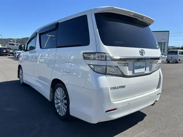 トヨタ ヴェルファイア 2．4Z Gエディション 岡山県 2014(平26)年 18万km ホワイトパールクリスタルシャイン 登録時走行距離179810km/アルパイン9インチナビ/フルセグTV(AM.FM.CD.DVD.TV.BT)/フリップダウンモニター/両側パワースライドドア/バックカメラ/ETC/ドライブレコーダー/シートヒーター/クリアランスソナー/横滑り防止装置/クルーズコントロール/オートライト/アイドリングストップ/18インチ純正AW/純正フロアマット/全席パワーシート