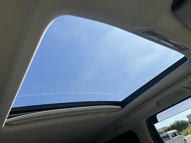 トヨタ ヴェルファイア 2．4Z Gエディション 岡山県 2014(平26)年 18万km ホワイトパールクリスタルシャイン 登録時走行距離179810km/アルパイン9インチナビ/フルセグTV(AM.FM.CD.DVD.TV.BT)/フリップダウンモニター/両側パワースライドドア/バックカメラ/ETC/ドライブレコーダー/シートヒーター/クリアランスソナー/横滑り防止装置/クルーズコントロール/オートライト/アイドリングストップ/18インチ純正AW/純正フロアマット/全席パワーシート
