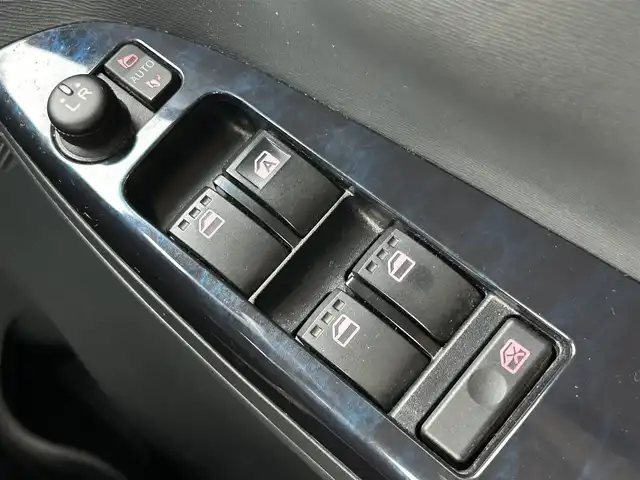 ダイハツ タント カスタム X トップED SAⅡ 群馬県 2016(平28)年 5万km ブラックマイカメタリック パナソニックSDナビ/CD・DVD・SD・フルセグ/バックカメラ/片側パワースライドドア/ETC/横滑り防止装置/衝突軽減ブレーキ/アイドリングストップ/純正アルミホイール/純正フロアマット/LEDヘッドライト/スマートキー×2