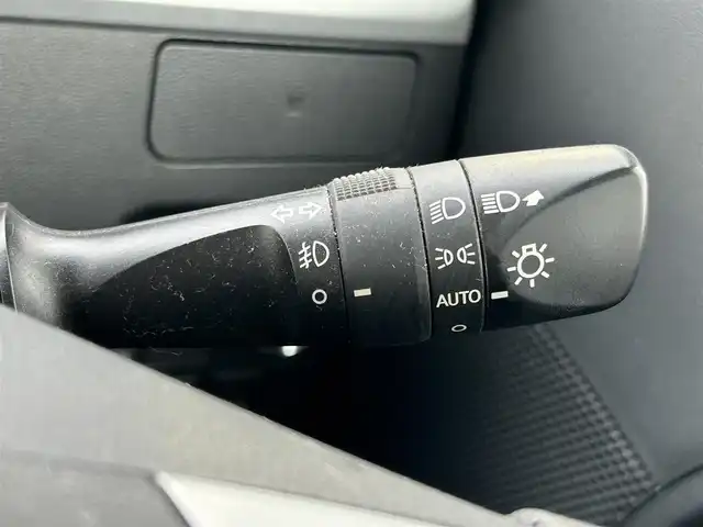 ダイハツ タント カスタム X トップED SAⅡ 群馬県 2016(平28)年 5万km ブラックマイカメタリック パナソニックSDナビ/CD・DVD・SD・フルセグ/バックカメラ/片側パワースライドドア/ETC/横滑り防止装置/衝突軽減ブレーキ/アイドリングストップ/純正アルミホイール/純正フロアマット/LEDヘッドライト/スマートキー×2