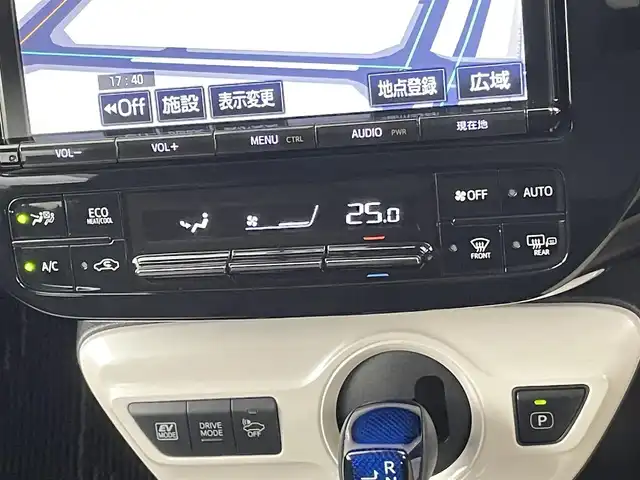 トヨタ プリウス A 千葉県 2017(平29)年 2.1万km アティチュードブラックマイカ 純正9型ナビ/AM＆FM＆Bluetooth＆フルセグTV＆CD＆DVD/トヨタセーフティセンス/レーダークルーズコントロール/プリクラッシュセーフティ/ヘッドアップディスプレイ/オートマチックハイビーム/バックカメラ/ブラインドスポットモニター/LEDヘッドライト/フォグランプ/ステアリングスイッチ/バックカメラ/ビルトインETC/電動格納サイドミラー/運転席シートリフター/EVモード/アイドリングストップ/ウィンカーミラー/純正ドアバイザー/純正フロアマット/プッシュスタート/ISOFIX