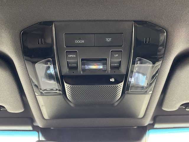 トヨタ ランドクルーザー ２５０ ZX 埼玉県 2024(令6)年 2.4万km プラチナホワイトパールマイカ JAOSサイドステップ/JAOSフロントバンパーガード　/JAOSスキッドプレート/JAOSフロントフェンダーガーニッシュ　/GANADORマフラー/JAOS１８インチアルミホイール　/JAOSマットガード/サンルーフ/JBLプレミアムサウンド/純正12インチナビ機能付きディスプレイオーディオ/　(Bluetooth/USB/Miracast/FM/AM/HDMI)/フルセグテレビ/全方位カメラ/ビルトインETC2.0/パワーバックドア/ヘッドアップディスプレイ/レザーシート/レーダークルーズコントロール/ブラインドスポットモニター/衝突被害軽減ブレーキ/車線逸脱警報/クリアランスソナー/パドルシフト/シートメモリー/パワーヒート/ステアリングヒーター/シートヒーター/エアシート/電子パーキングシステム/ブレーキホールド/デジタルインナーミラー/プッシュスタート/純正フロアマット